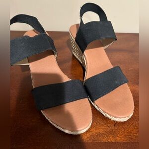 Tommy Bahama espadrille wedges